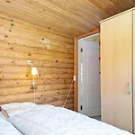 5 Person In Hovborg-by Traum הובבורג