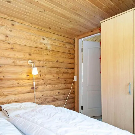 5 Person In Hovborg-by Traum Hovborg